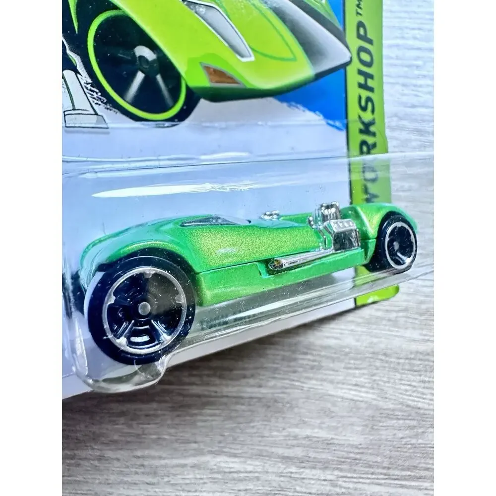 Hot Wheels HW Workshop Twin Mill Super Treasure Hunt Green HTF New H43